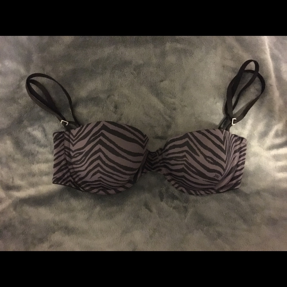 Victoria’s Secret Pink 34C multi-way demi